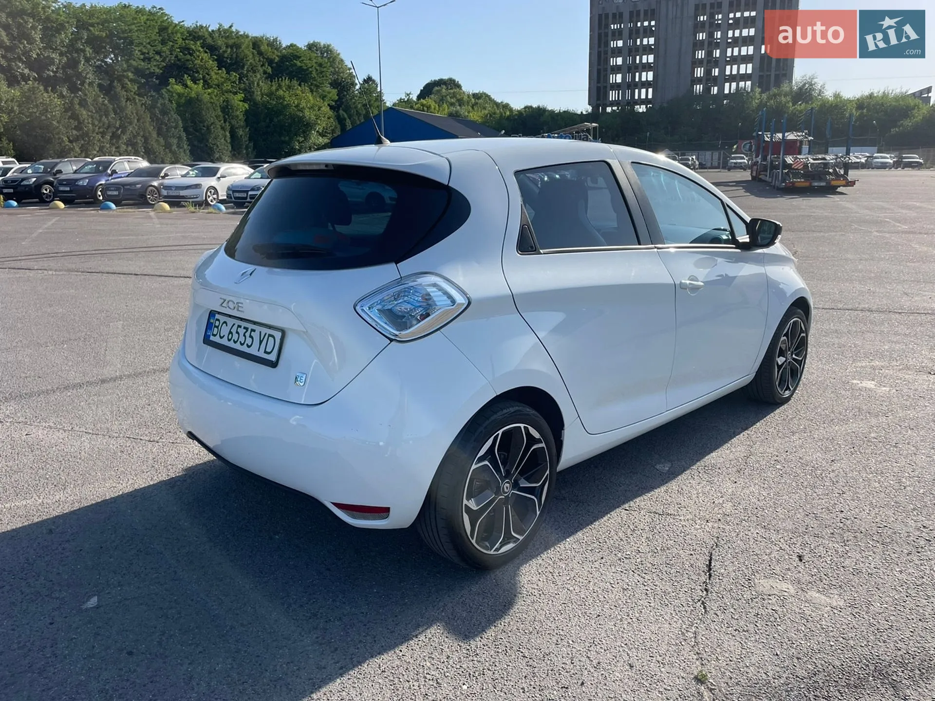 Renault Zoe 2015 VIN VF1AGVYB053683951 фото оголошення 5 з 13
