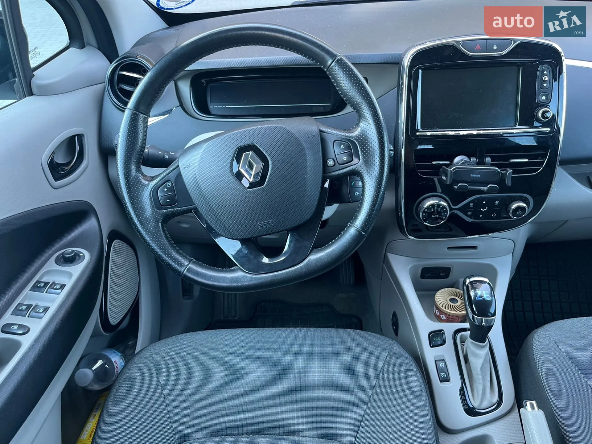 2015 Renault ZOE - мініатюра 8