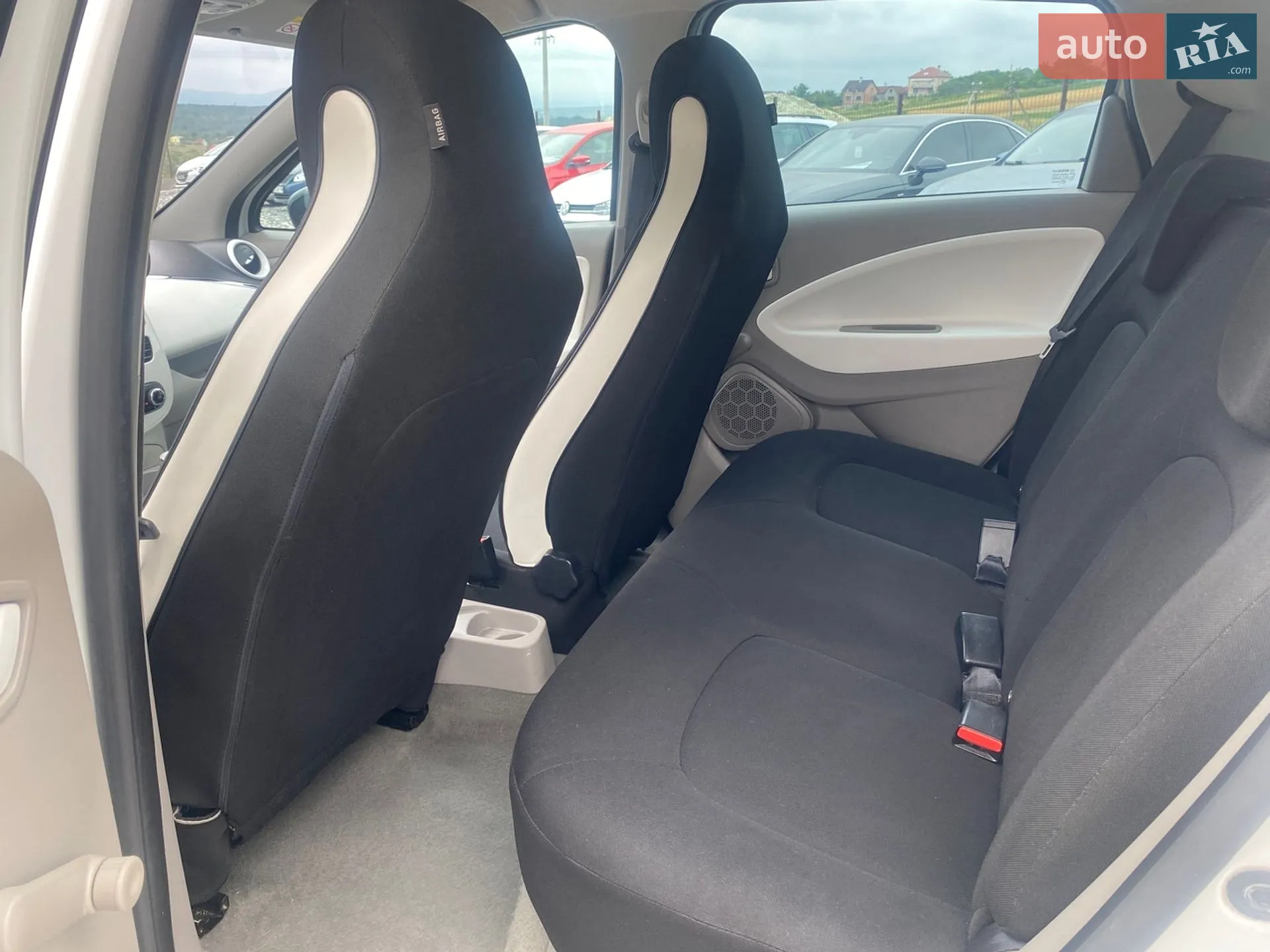 2015 Renault ZOE - мініатюра 28