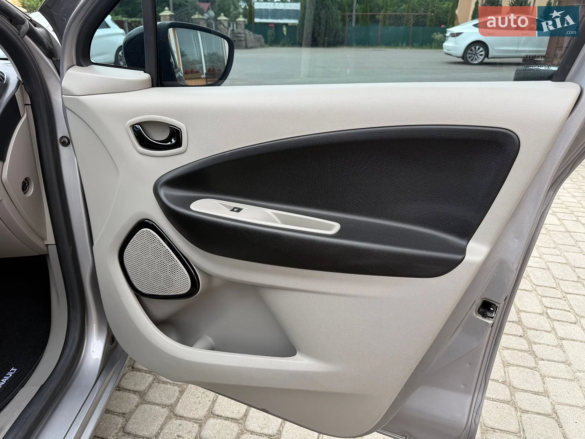 2015 Renault ZOE - мініатюра 36