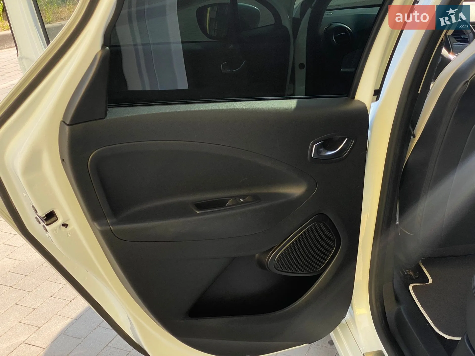 2019 Renault ZOE - мініатюра 15