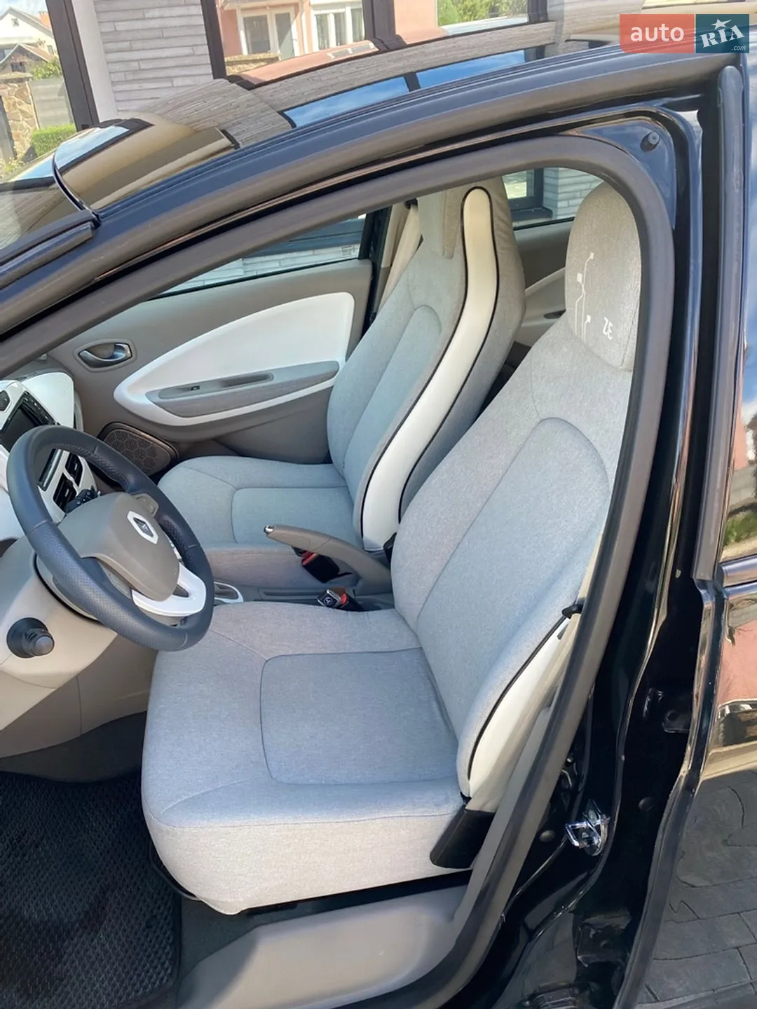 2017 Renault ZOE - мініатюра 21