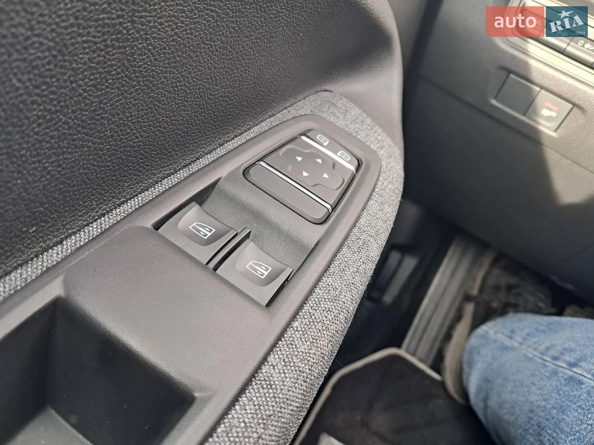 2020 Renault ZOE - мініатюра 29