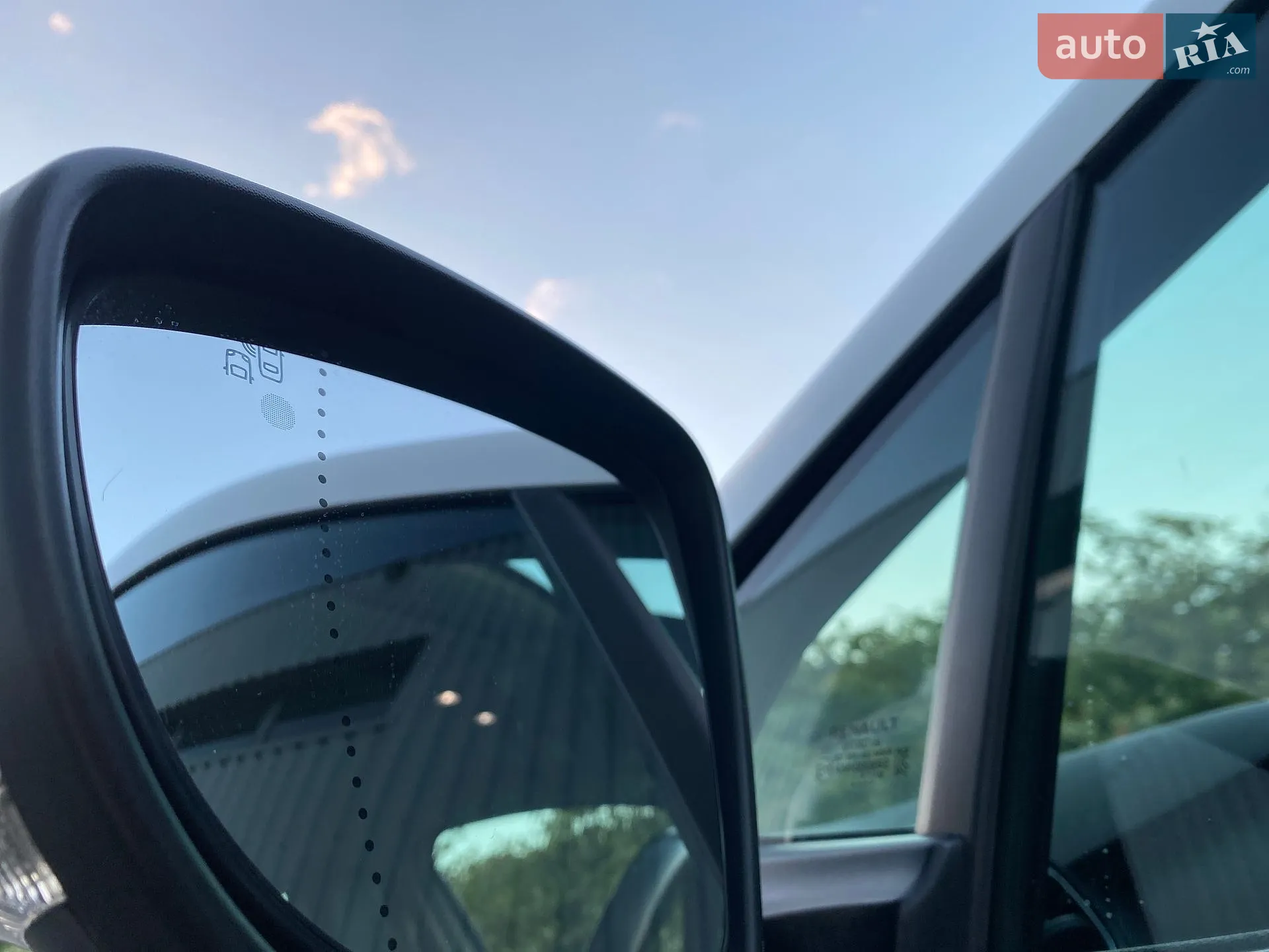 2019 Renault ZOE - мініатюра 21