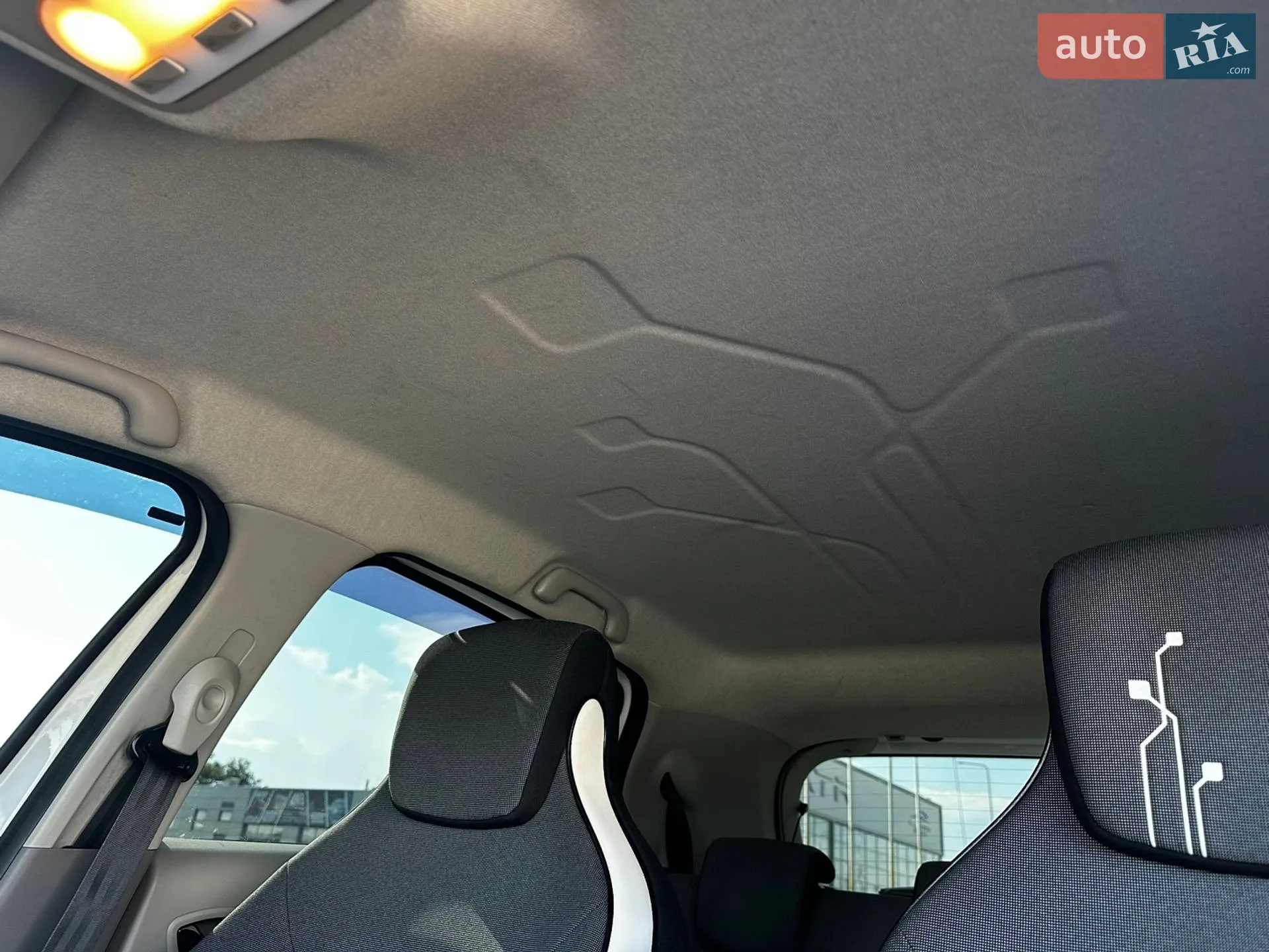 2016 Renault ZOE - мініатюра 15