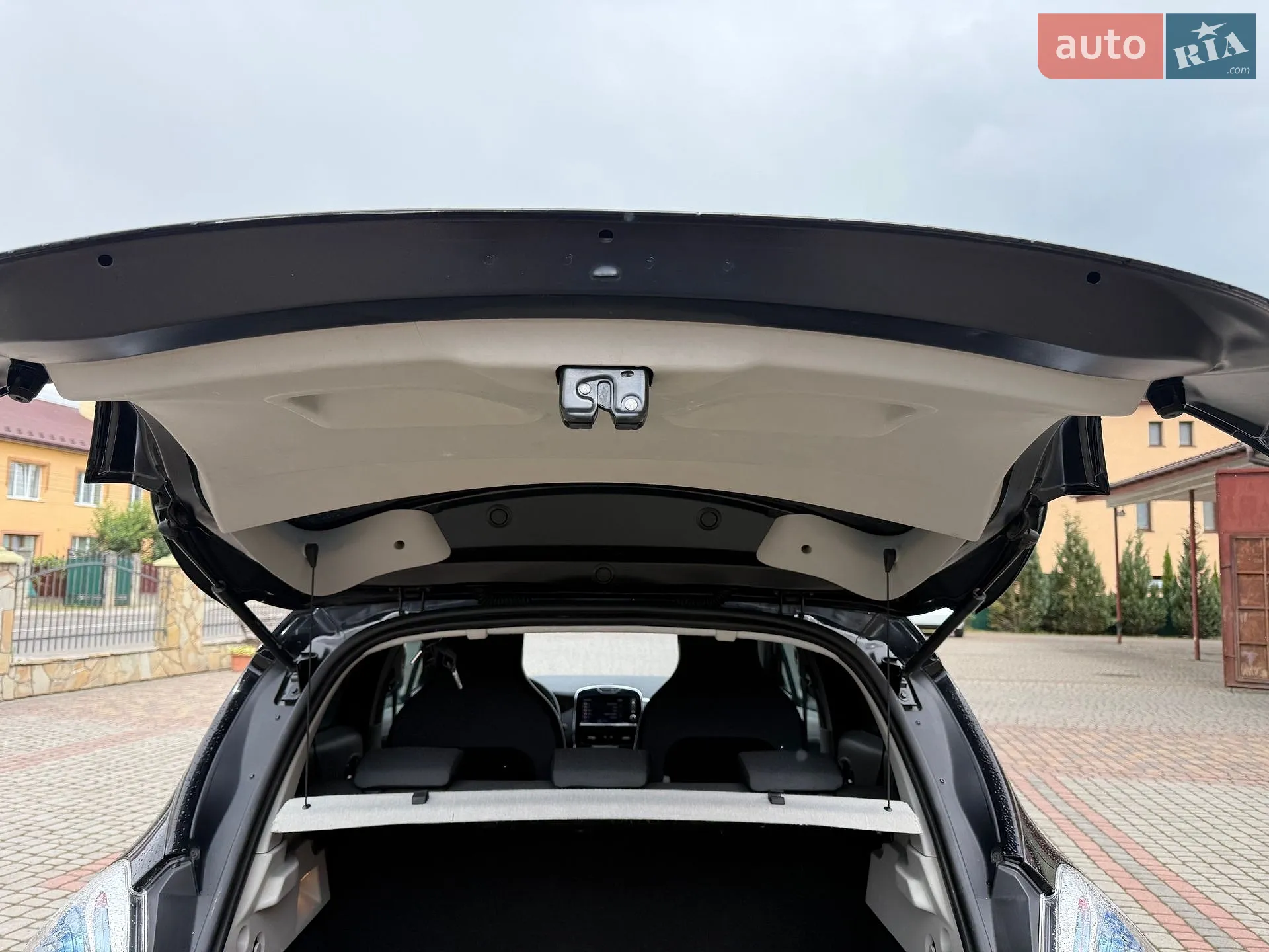 2015 Renault ZOE - мініатюра 37
