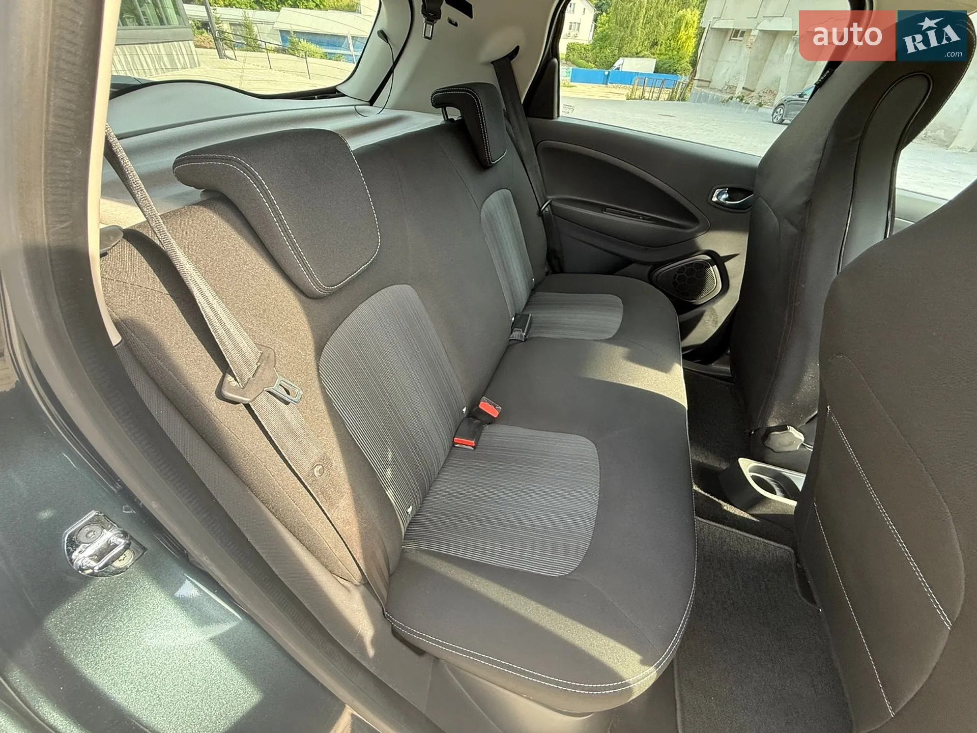 2017 Renault ZOE - мініатюра 27