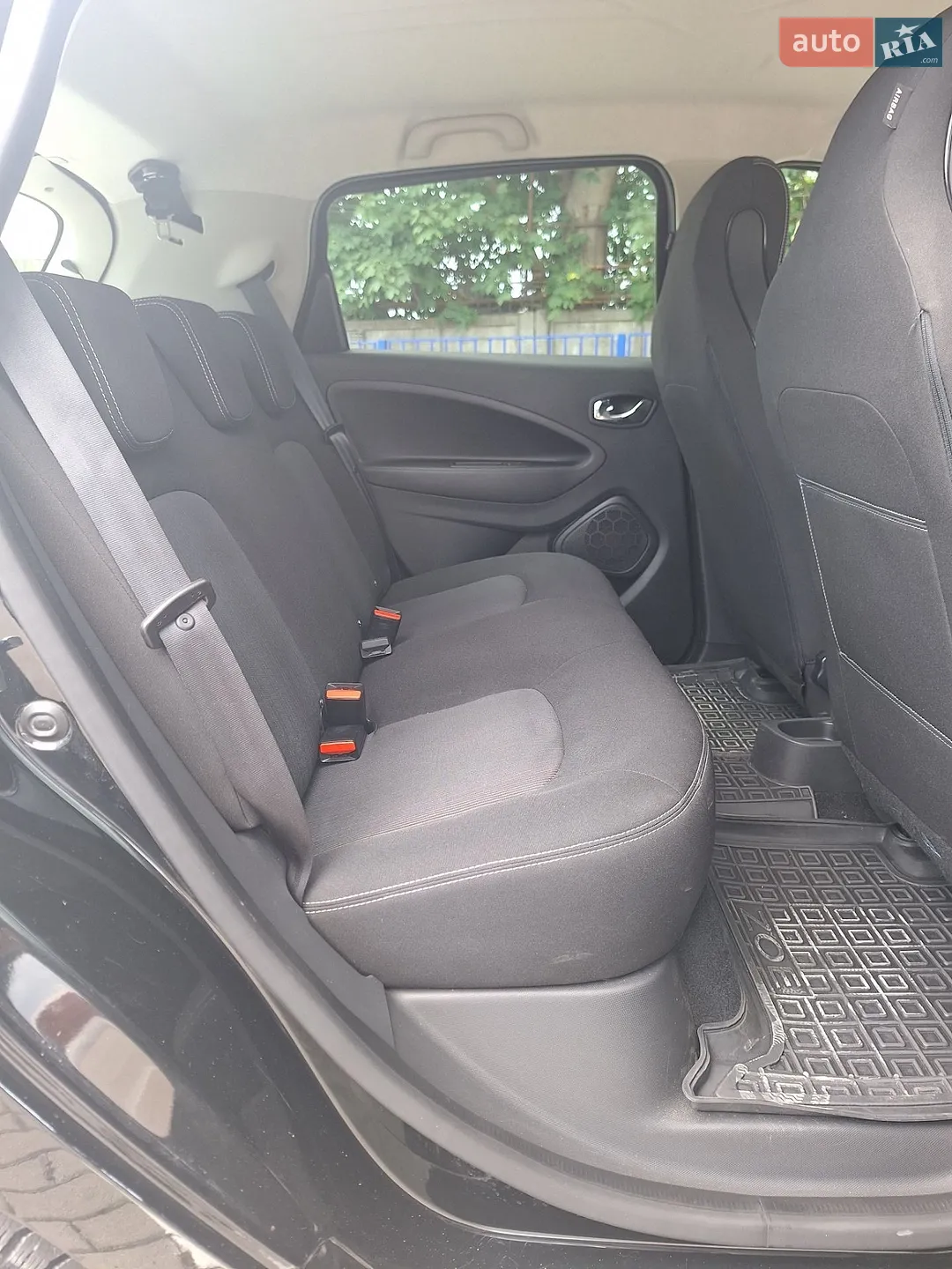 2017 Renault ZOE - мініатюра 12