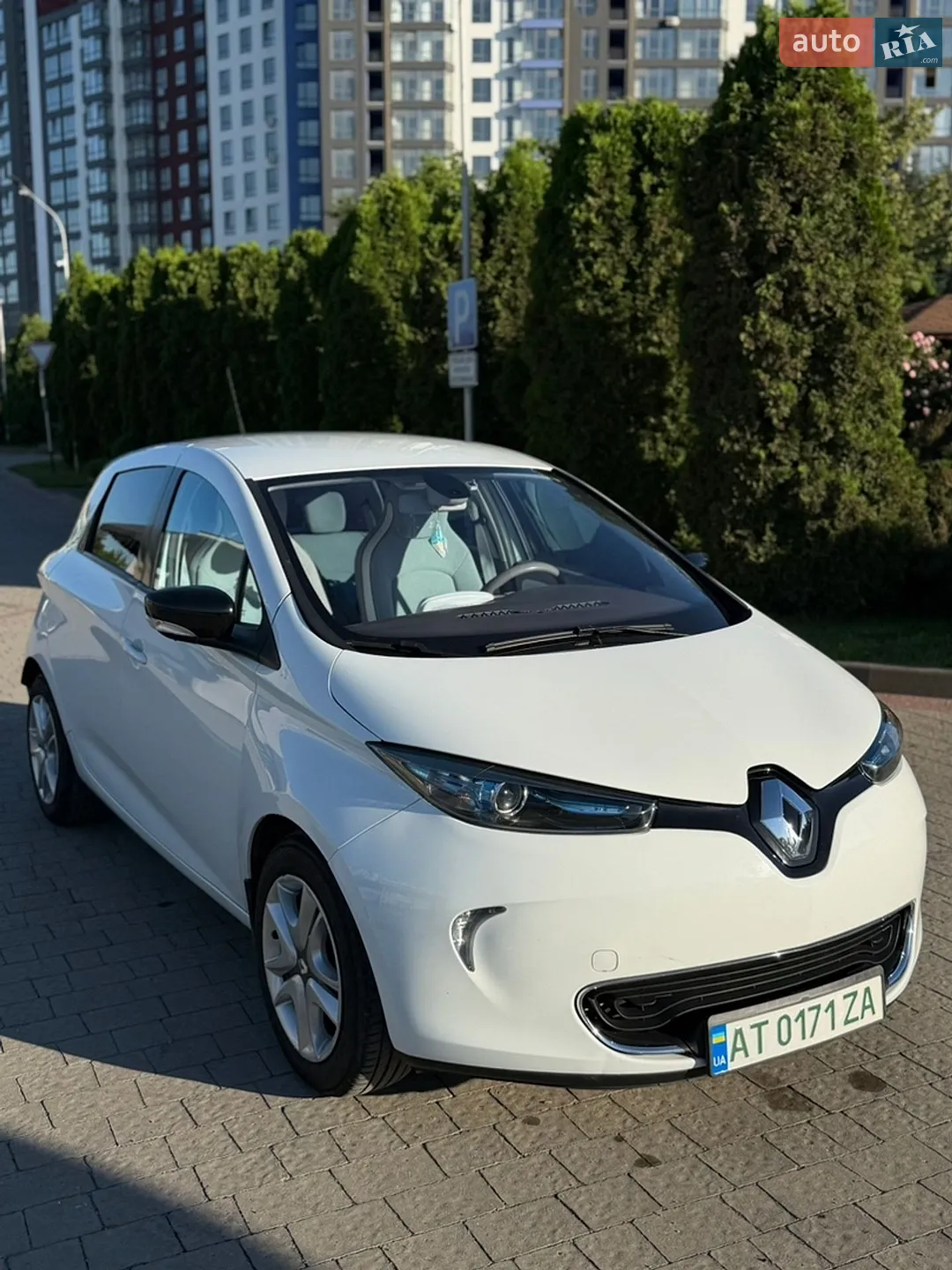 2015 Renault ZOE - мініатюра 21