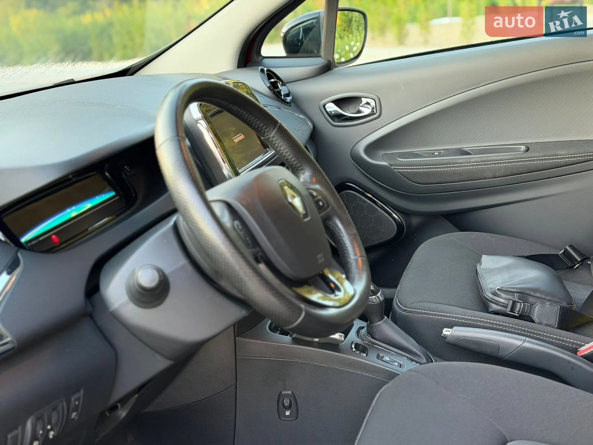 2017 Renault ZOE - мініатюра 16