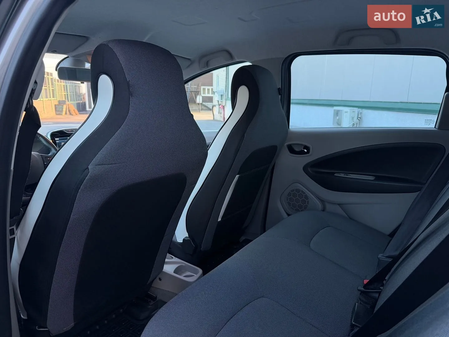 2015 Renault ZOE - мініатюра 16
