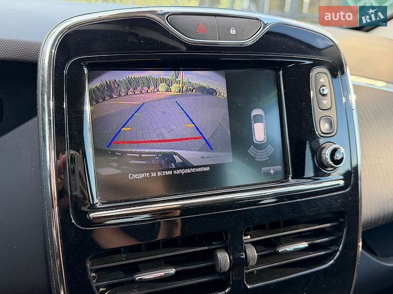Хэтчбек Renault Zoe 2018 в Городке
