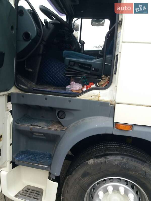 Контейнеровоз полуприцеп Renders 550 2002 в Одессе