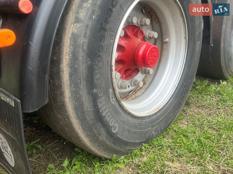 Контейнеровоз Renders BPW eco 2001 в Одессе