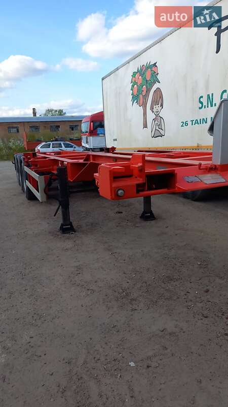 Контейнеровоз полуприцеп Renders N4TS31 2001 в Ровно