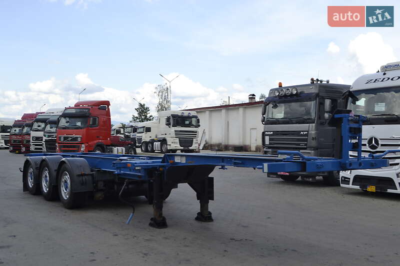 Контейнеровоз полуприцеп Renders RPS 2007 в Хусте