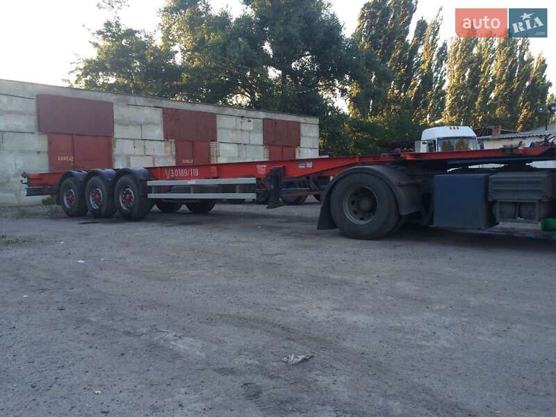 Контейнеровоз полуприцеп Renders SAF 1999 в Одессе