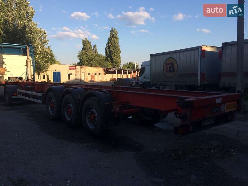 Контейнеровоз полуприцеп Renders SAF 1999 в Одессе