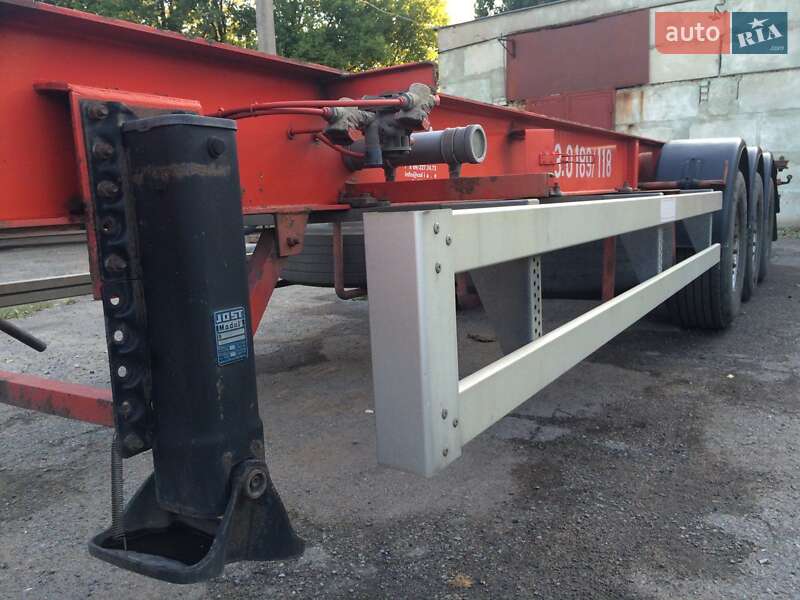 Контейнеровоз полуприцеп Renders SAF 1999 в Одессе