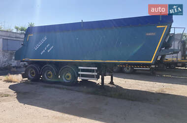 Самоскид напівпричіп Renders SAF 2001 в Гайсину