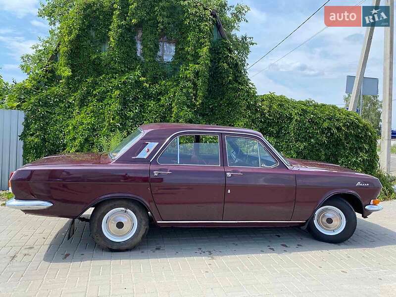 Седан Ретро автомобили Классические 1976 в Вишневом