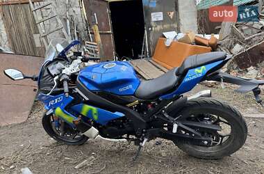 Мотоцикл Спорт-туризм Rider 250 R1M 2023 в 