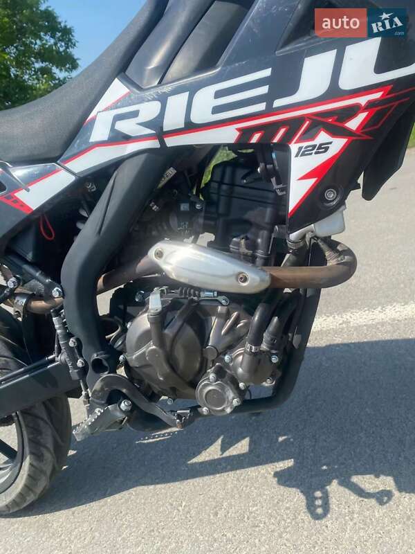 Мотоцикл Супермото (Motard) Rieju MRT 2022 в Круглику фото 4 Мотоцикл Супермото (Motard) Rieju MRT 2022 в Круглику