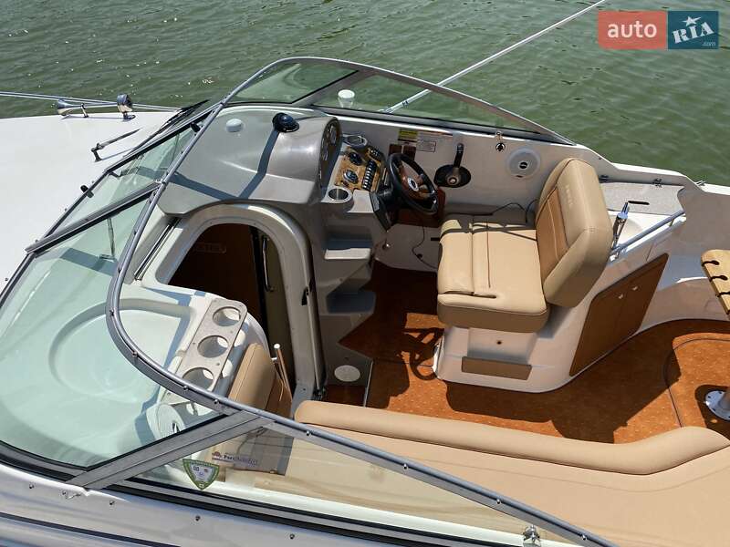 Катер Rinker 250 2006 в Белгороде-Днестровском