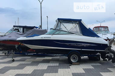 Моторная яхта Rinker Captiva 2006 в Одессе фото 2 Моторная яхта Rinker Captiva 2006 в Одессе