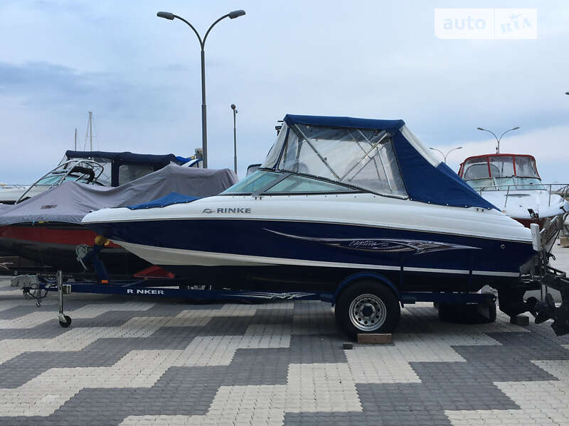 Моторная яхта Rinker Captiva 2006 в Одессе фото 2 Моторная яхта Rinker Captiva 2006 в Одессе