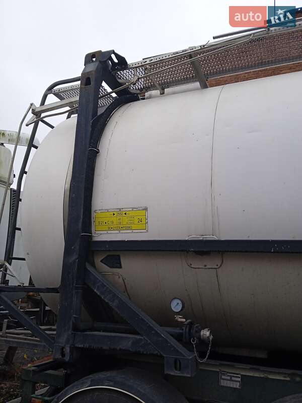 Цистерна напівпричіп Rinnen S-NA 1998 в Івано-Франківську