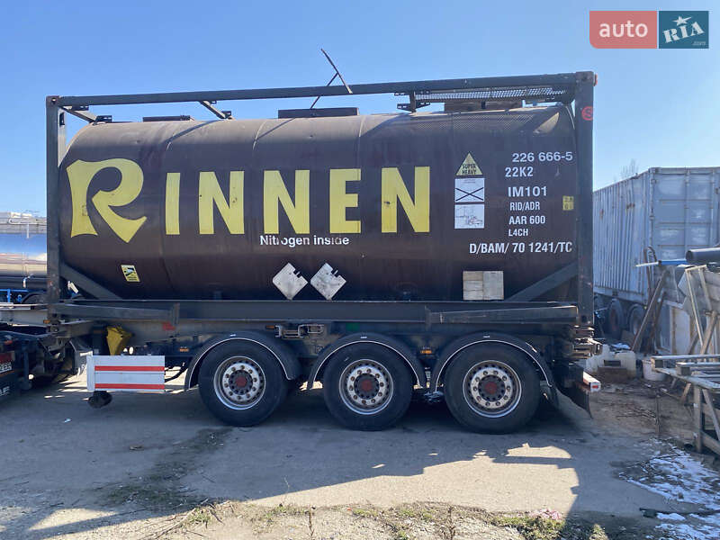 Цистерна полуприцеп Rinnen S-NA 1997 в Одессе
