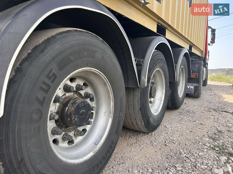 Контейнеровоз напівпричіп Rinnen S-NA 1993 в Одесі