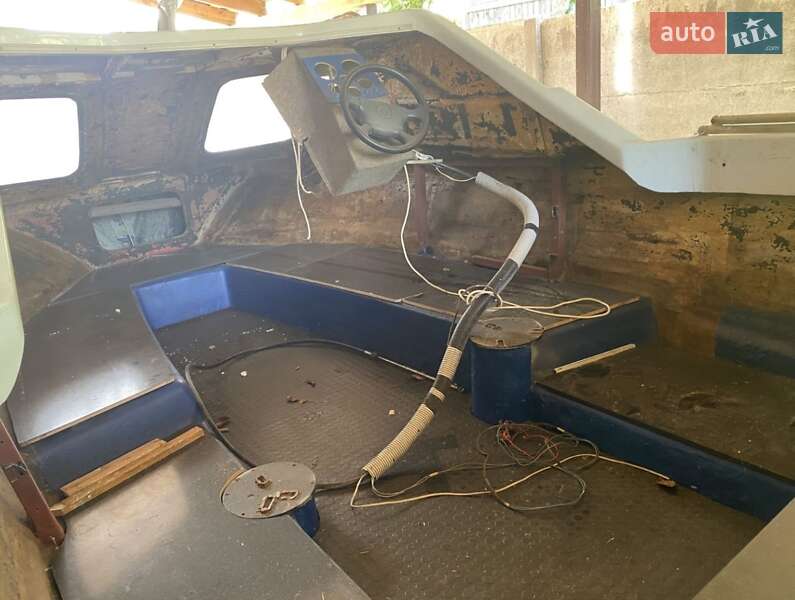 Катер Ритм М 1994 в Києві фото 26 Катер Ритм М 1994 в Києві