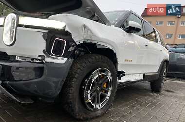 Внедорожник / Кроссовер Rivian R1S 2023 в Луцке