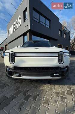 Внедорожник / Кроссовер Rivian R1S 2023 в Киеве