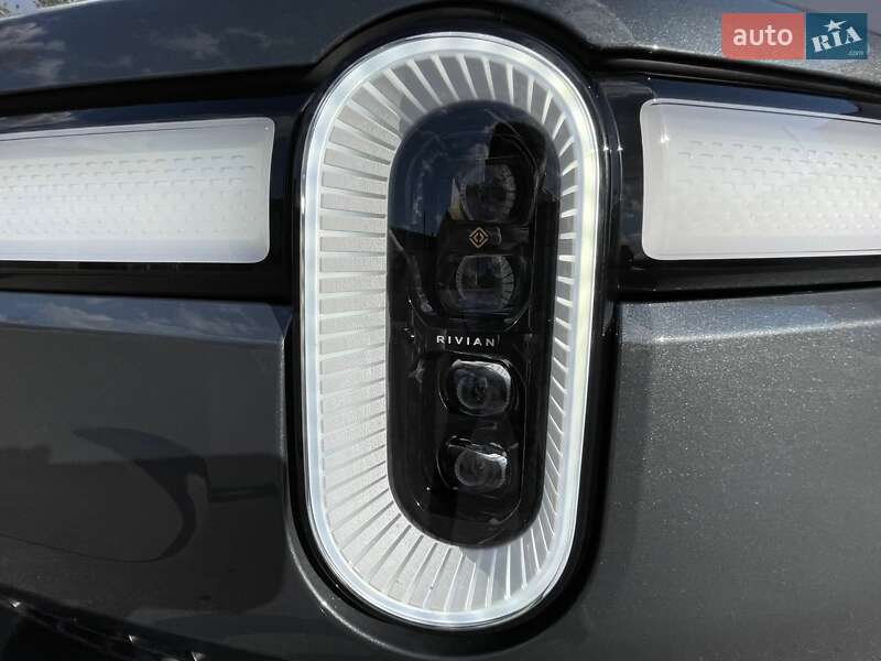 Внедорожник / Кроссовер Rivian R1S 2023 в Одессе