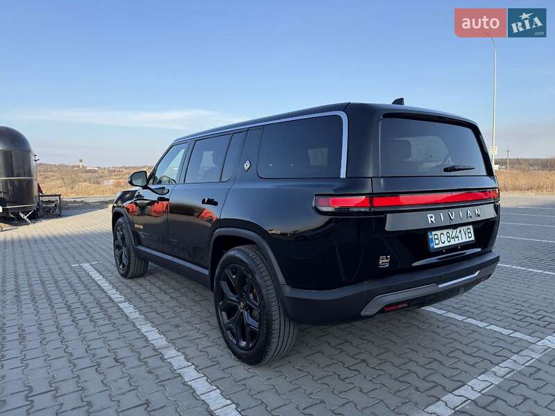 Позашляховик / Кросовер Rivian R1S 2024 в Львові