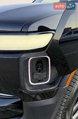 Внедорожник / Кроссовер Rivian R1S 2024 в 