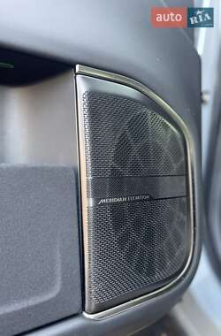 Внедорожник / Кроссовер Rivian R1S 2023 в 