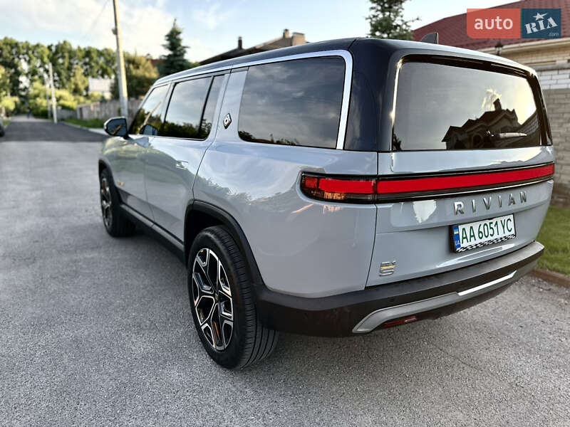 Позашляховик / Кросовер Rivian R1S 2023 в Києві