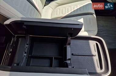 Внедорожник / Кроссовер Rivian R1S 2023 в 