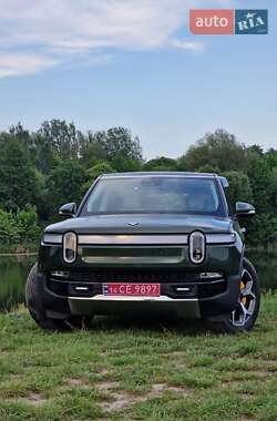 Внедорожник / Кроссовер Rivian R1S 2023 в 