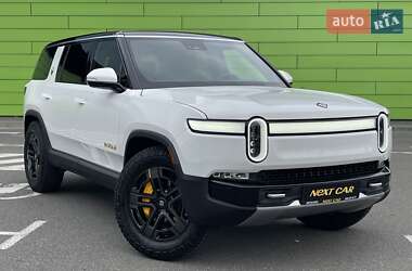 Внедорожник / Кроссовер Rivian R1S 2022 в 