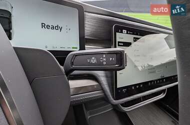 Внедорожник / Кроссовер Rivian R1S 2022 в 
