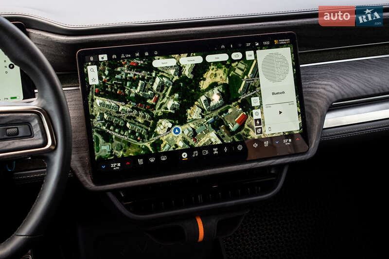 Пікап Rivian R1S 2022 в Львові