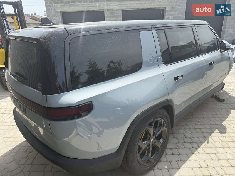 Внедорожник / Кроссовер Rivian R1S 2023 в Львове