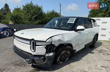 Позашляховик / Кросовер Rivian R1S 2023 в 