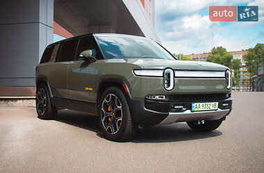Внедорожник / Кроссовер Rivian R1S 2023 в Киеве