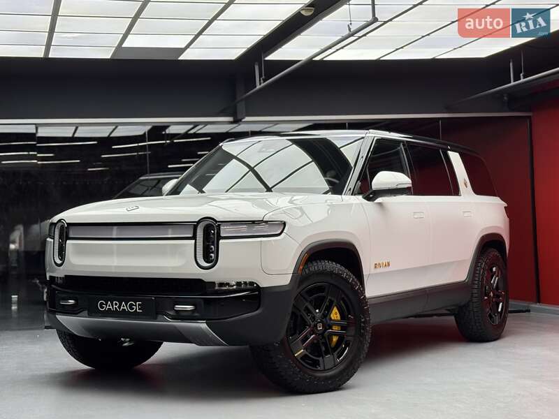 Внедорожник / Кроссовер Rivian R1S 2022 в 